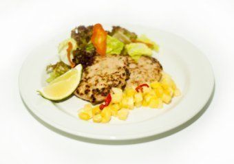 Easy Meal Бургер из индейки с сальсой ананаса