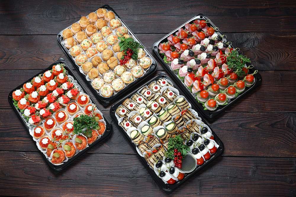 Canape24 Ассорти № 3 «Канапе, рулеты и тарталетки»