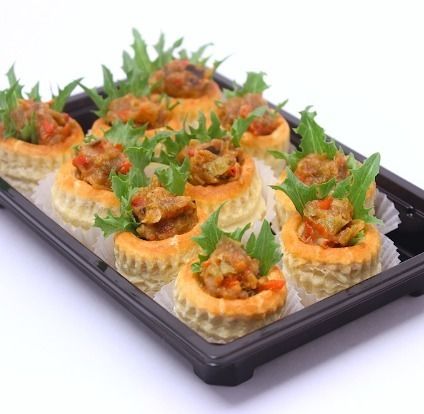 Ministerstvo Catering Company Овощной рататуй в валоване из французского теста
