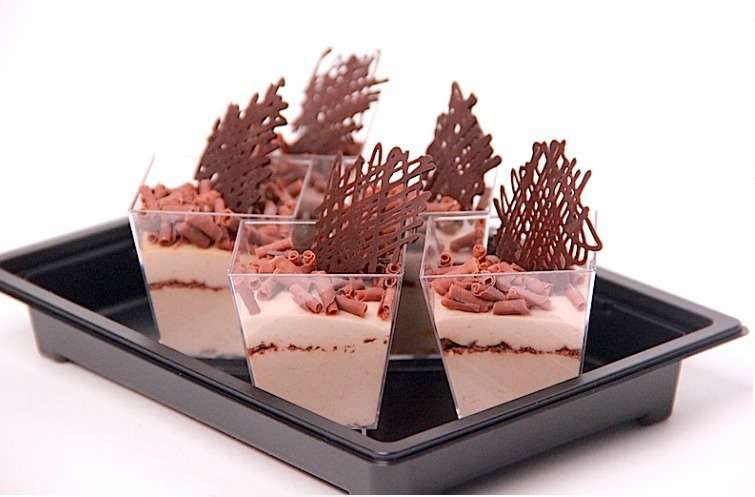 Ministerstvo Catering Company Шоколадно-банановый мусс