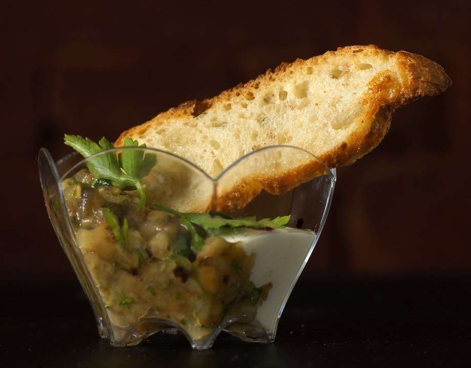 Профессор Пуф Икра из баклажанов с кимчи и мацони
