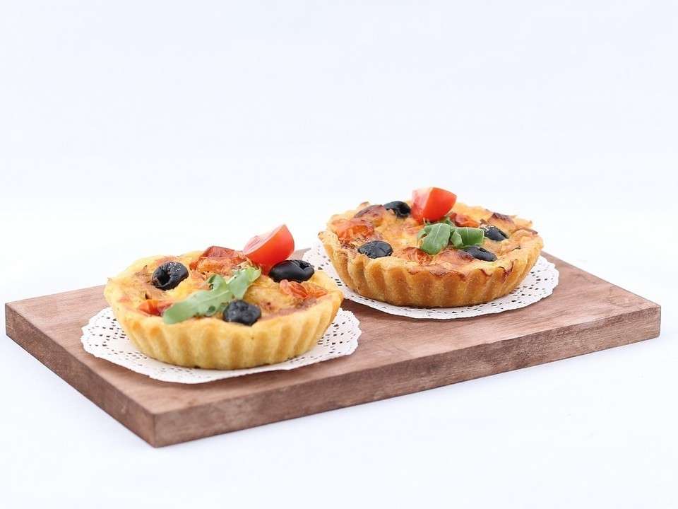 Guzfood Кейтеринг Киш на выбор