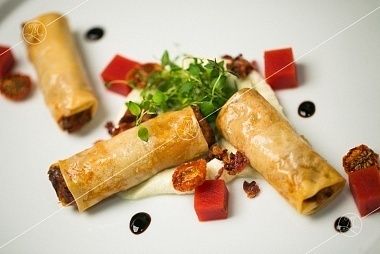 Ministerstvo Catering Company Конвертики Болоньезе