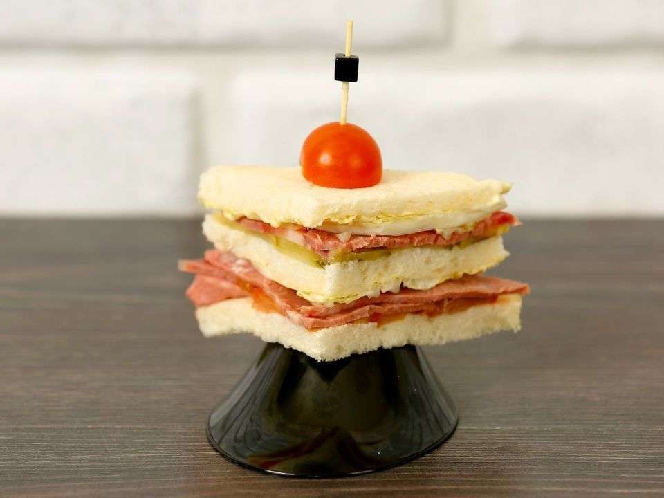Лаборатория Вкуса Сэндвич с говядиной рибай