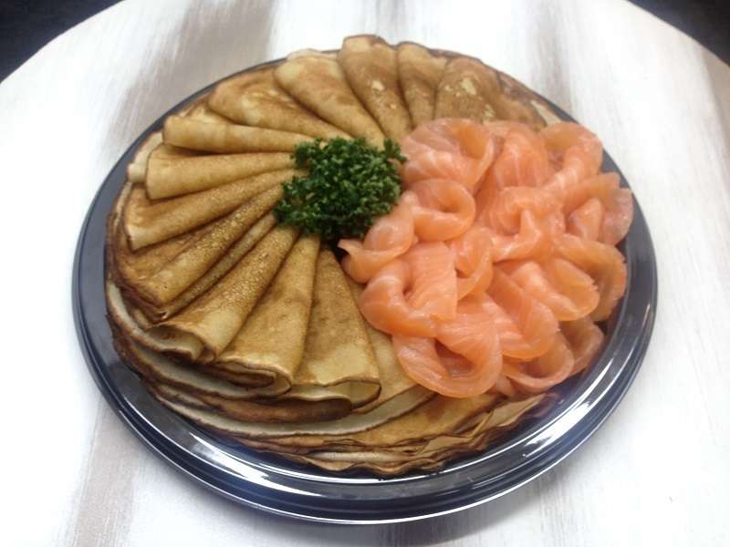 Canape24 Блины классические с семгой