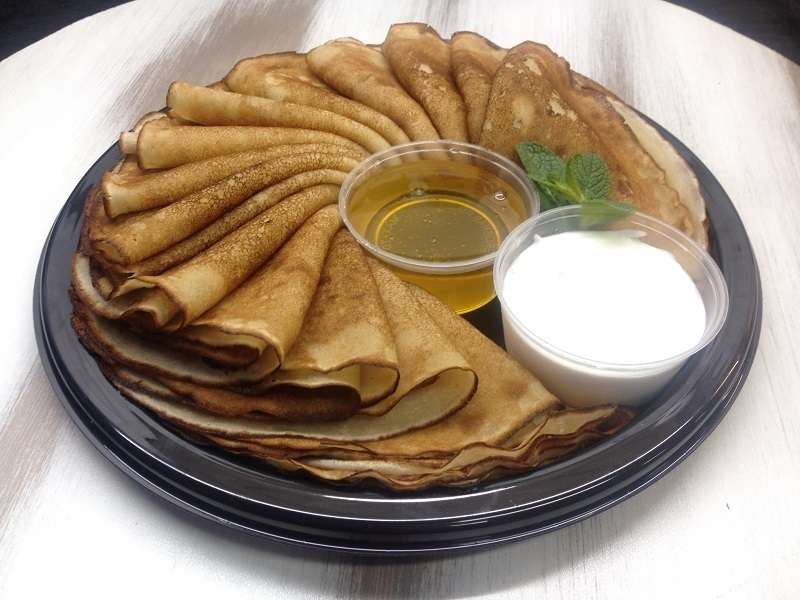 Блинчики с маслом и медом