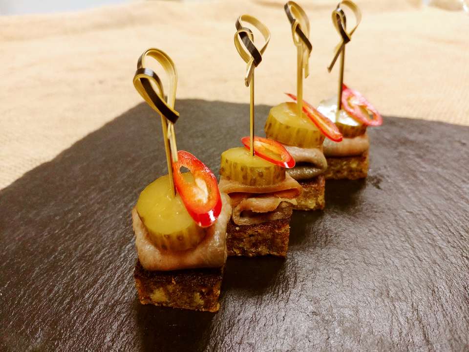 Level Catering Канапе Бородино