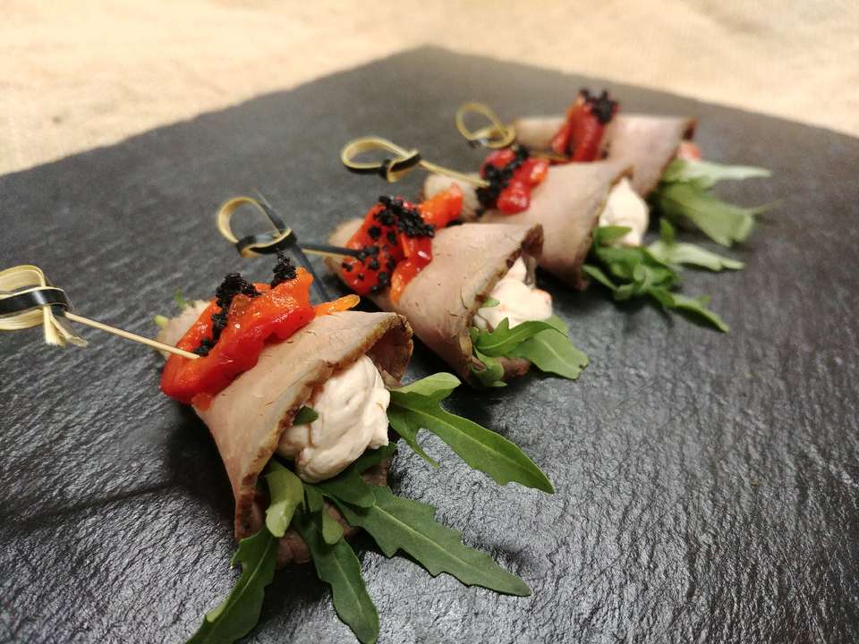 Level Catering Ростбиф с кремчизом
