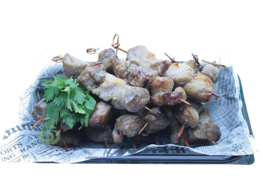 Assorty Furshet Шашлык мини из свинины в прованских специях на шпажке