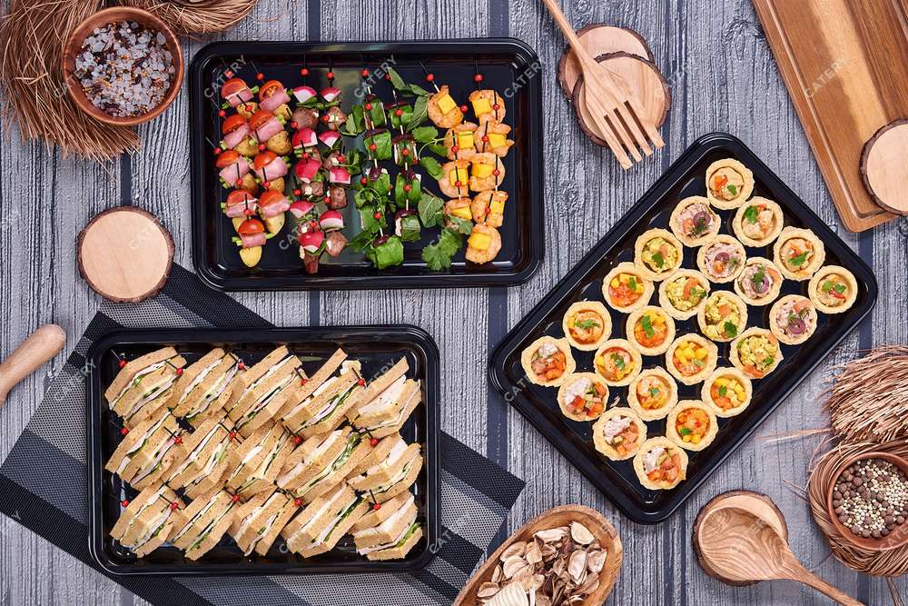 Хлеб насущный кейтеринг. Хлеб насущный кейтеринг доставка. Хлеб насущный кейтеринг. Флорентин хлеб насущный. Сет брускет кейтеринг.